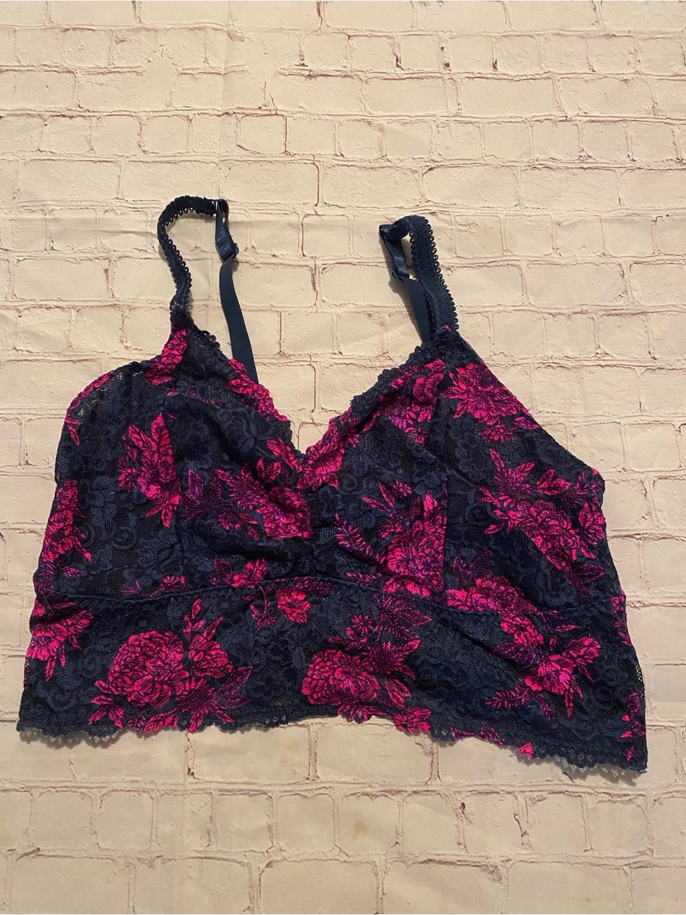 New Torrid Bralette - Navy with Fuchsia Floral Size 1